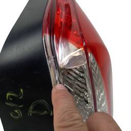 LANTERNA TRASEIRA DIREITA PALIO G3 04/17 BICOLOR DETALHES