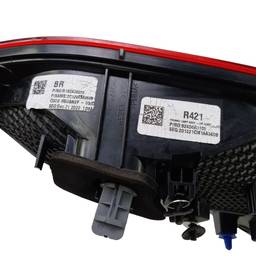 LANTERNA TRASEIRA DIREITA HB20 HATCH 2020 A 2022 (MALA) FUMÊ