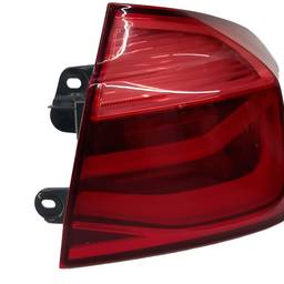LANTERNA TRASEIRA DIREITA BMW F30 320 328 330 16/18 CANTO 