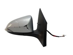 RETROVISOR DIREITO COROLLA 2015 A 2019 RISCO/ REFIL QUEBRADO