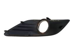 GRADE MOLDURA MILHA ESQUERDO FOCUS 2010 A 2013