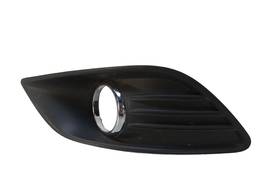 GRADE MOLDURA MILHA ESQUERDO FOCUS 2010 A 2013