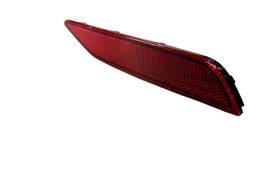 LENTE REFLETOR PARACHOQUE TRASEIRO DIREITO NIVUS 2021/