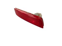 LENTE REFLETOR PARACHOQUE TRASEIRO ESQUERDO KICKS 17 A 2021