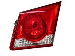 LANTERNA TRASEIRA DIREITA CRUZE 2012 A 2016 SEDAN (MALA)