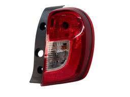 LANTERNA TRASEIRA DIREITA MARCH 2015 A 2020 COM DETALHES