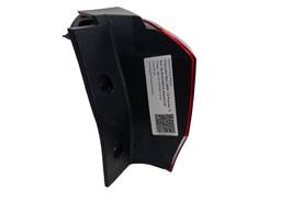 LANTERNA TRASEIRA DIREITA SPIN 2019/ BORDA VERM (CANTO) ORIG