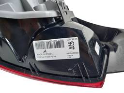 LANTERNA TRASEIRA DIREITA PEUGEOT 208 2013 A 2020 FUMÊ ORIG