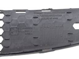 GRADE CENTRAL INFERIOR PARACHOQUE PEUGEOT 206 2004 A 2010
