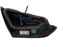 LANTERNA TRASEIRA DIREITA CRUZE 2017/ HATCH MALA C/DETALHES