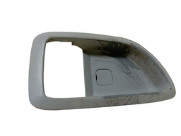 ACABAMENTO INTERNO MAÇANETA DIANTEIRA DIREITA AZERA 08 A 11