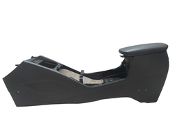 Acabamento Console Central  Kia Cerato C/Apoio Braço 15/20