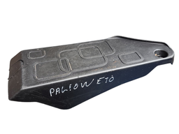 Moldura Apoio Descanso De Pé Fiat Uno Vivace Way 100186672