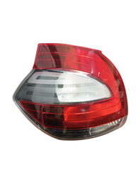 Lanterna Traseira Esquerda Original Fiat Mobi 2017 a 2026