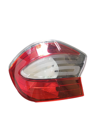 LANTERNA TRASEIRA ESQUERDA ORIGINAL FIAT MOBI 2017 A 2026