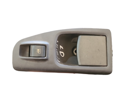 Maçaneta tráseira C comando vidro Origi Fiat Idea 7353778847