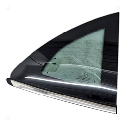 Vidro fixo traseiro Direito Citroën C3 com friso 2013 a 2019