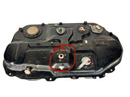 TANQUE COMBUSTÍVEL AIRTREK 2.4 2003 2004 2005 2006 A 2008