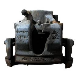 Pinça de freio dianteira direita Mercedes C180 C200 W202