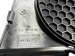 TELA ALTO FALANTE DIANTEIRO ESQUERDO MERCEDES W202 99 A 2000