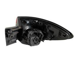 LANTERNA TRASEIRA ESQUERDA CAPTUR 2018 2019/ (CANTO) LED