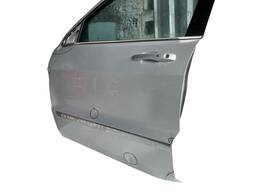 PORTA DIANTEIRA ESQUERDA GRAND CHEROKEE 2011 A 2021 (AVARIA)