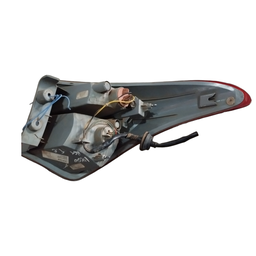 LANTERNA TRASEIRA ESQUERDA HB20 HATCH 2013 A 2019 (CANTO)