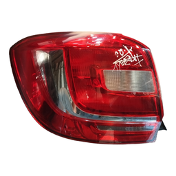 Lanterna Traseira Esquerda Sandero 2015 a 2020 C/ Detalhe