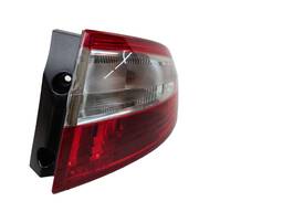 LANTERNA TRASEIRA DIREITA FLUENCE 11/19 (CANTO) QUEBRADA