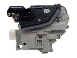 FECHADURA PORTA DIANTEIRA ESQAUDI A3 A1 A3 A4 A5 Q3 Q5 2007/