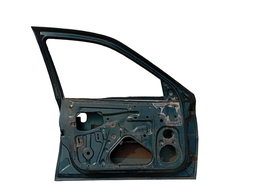 PORTA DIANTEIRA ESQUERDA VECTRA 1997 1998 1999 2000 A 2005