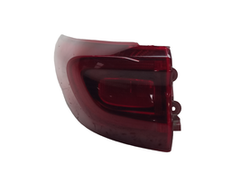 LANTERNA TRASEIRA ESQ SPORTAGE 19/22 (CANTO) S/LED QUEBRADA