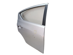 PORTA TRASEIRA DIREITA VERSA 2012 2013... A 2021