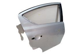 PORTA TRASEIRA DIREITA VERSA 2012 2013... A 2021