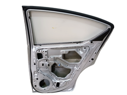 PORTA TRASEIRA DIREITA VERSA 2012 2013... A 2021