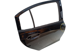 PORTA TRASEIRA DIREITA ONIX PLUS SEDAN 2020/ C/DETALHES