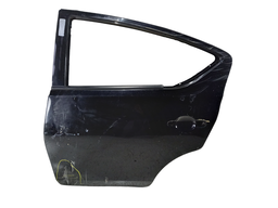 PORTA TRASEIRA ESQUERDA VERSA 2012 A 2021 C/DETALHES