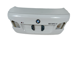 TAMPA TRASEIRA BMW SÉRIE 5 F10 518 520 523 525 28 30 11/17