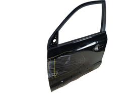 PORTA DIANTEIRA ESQUERDA TUCSON 2005 A 2017 C/DETALHES