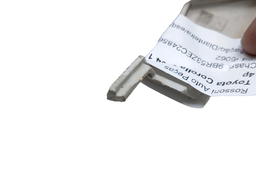 FAROL ESQUERDO COROLLA 2003 A 2004 C/SUPORTE QUEBRADO