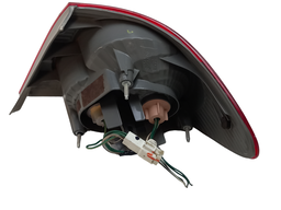 LANTERNA TRAS ESQ COROLLA 2003 A 2008 (CANTO) PISCA AMBAR