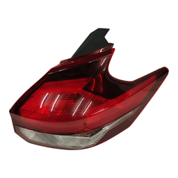 LANTERNA TRASEIRA DIREITA KICKS 2017 A 2021 (CANTO)