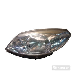 Farol Esquerdo Sandero 2008 a 2011 Com Det