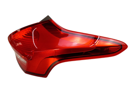 LANTERNA TRASEIRA DIREITA FOCUS HATCH 2016 A 2019 C/DETALHES