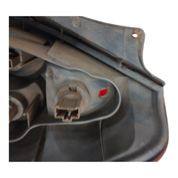 LANTERNA TRASEIRA ESQUERDA FIT 2004 A 2008 (C DETALHE)