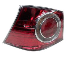 LANTERNA TRASEIRA ESQUERDA GOLF 2008 A 2013 (CANTO) VERMELHA