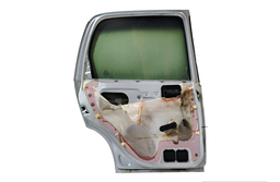 PORTA TRASEIRA ESQUERDA CORSA / CLASSIC 1996 A 2016