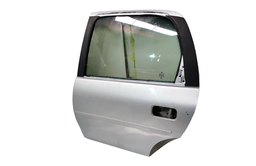 PORTA TRASEIRA ESQUERDA CORSA / CLASSIC 1996 A 2016