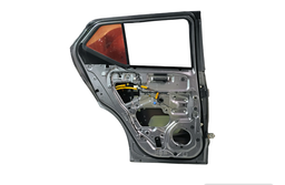 PORTA TRASEIRA ESQUERDA KICKS 2017/ COM/DETALHE