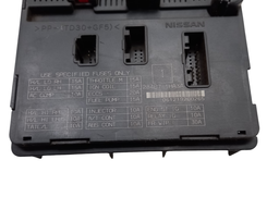 CAIXA FUSÍVEL NISSAN MARCH VERSA COD. 284B71HA3A C/DETALHES